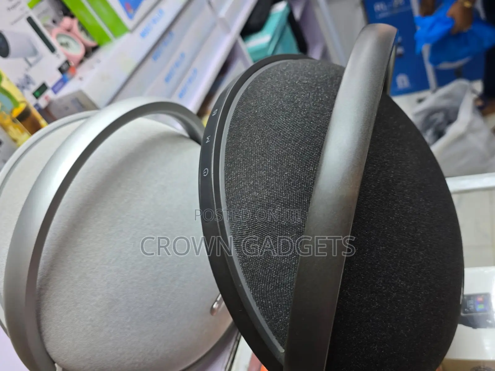 Onyx Studio 7 Bluetooth Speaker With 8 Hour Battery Life
