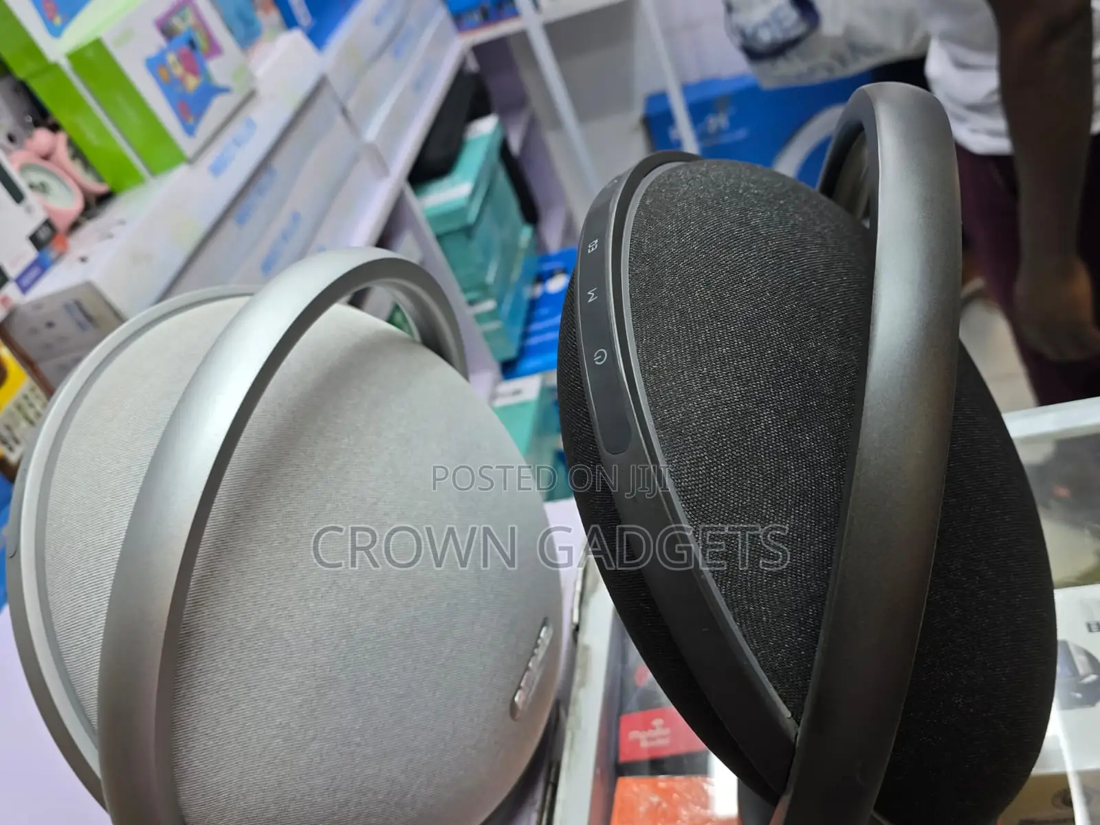 Onyx Studio 7 Bluetooth Speaker With 8 Hour Battery Life
