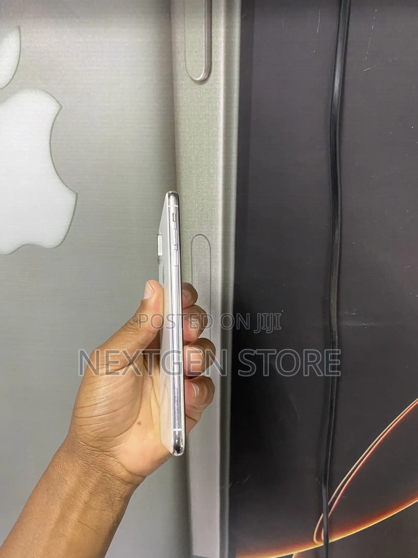 Apple iPhone XS Max 64 GB White