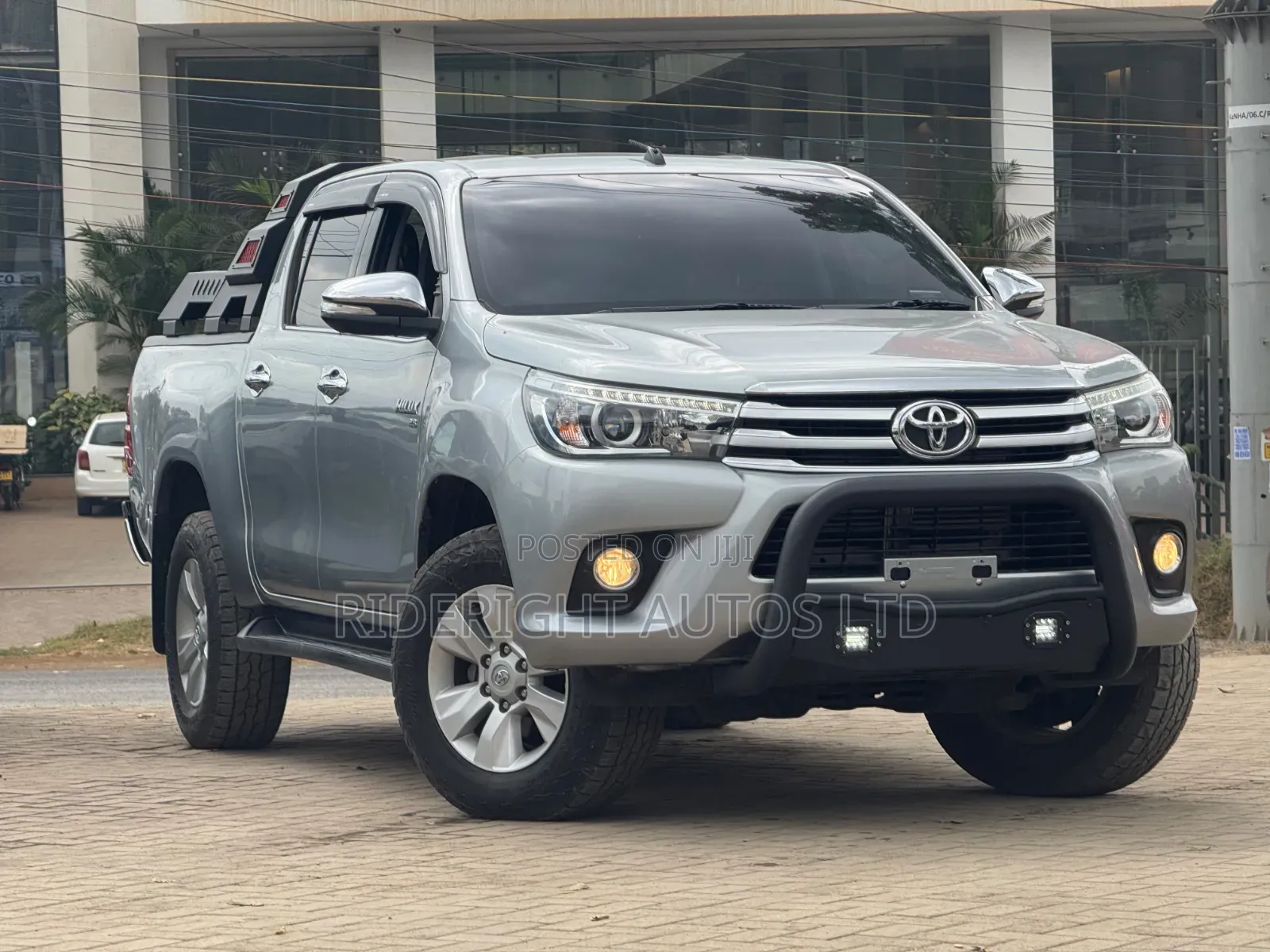 Toyota Hilux 2017 Silver