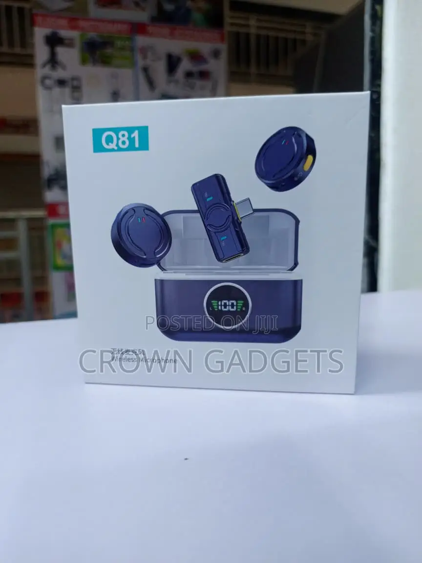 Q81 Wireless Lapel Microphone With Display Charging Case