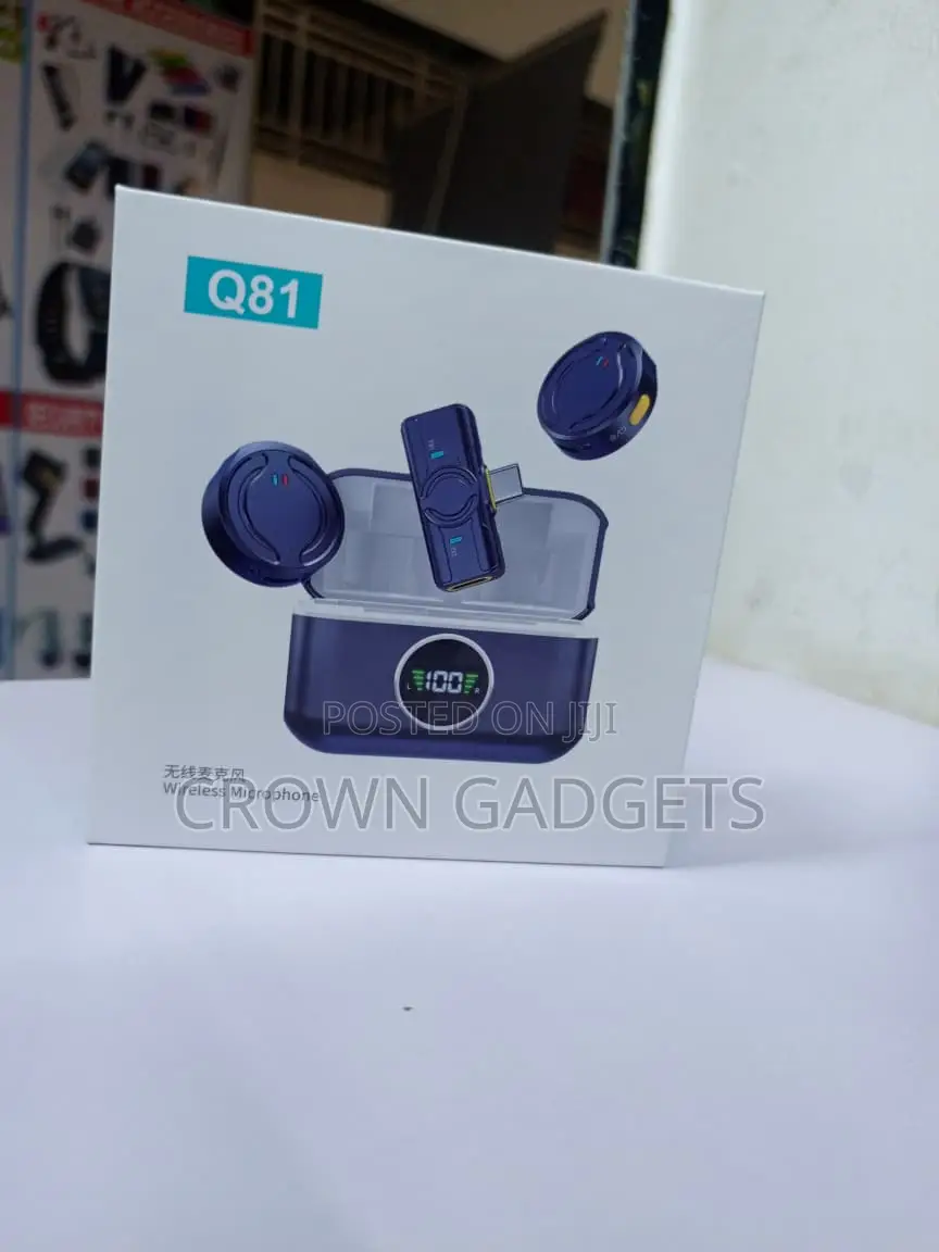 Q81 Wireless Lapel Microphone With Display Charging Case