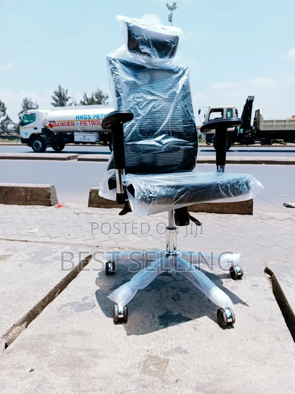 Reclining Strong Office Chair