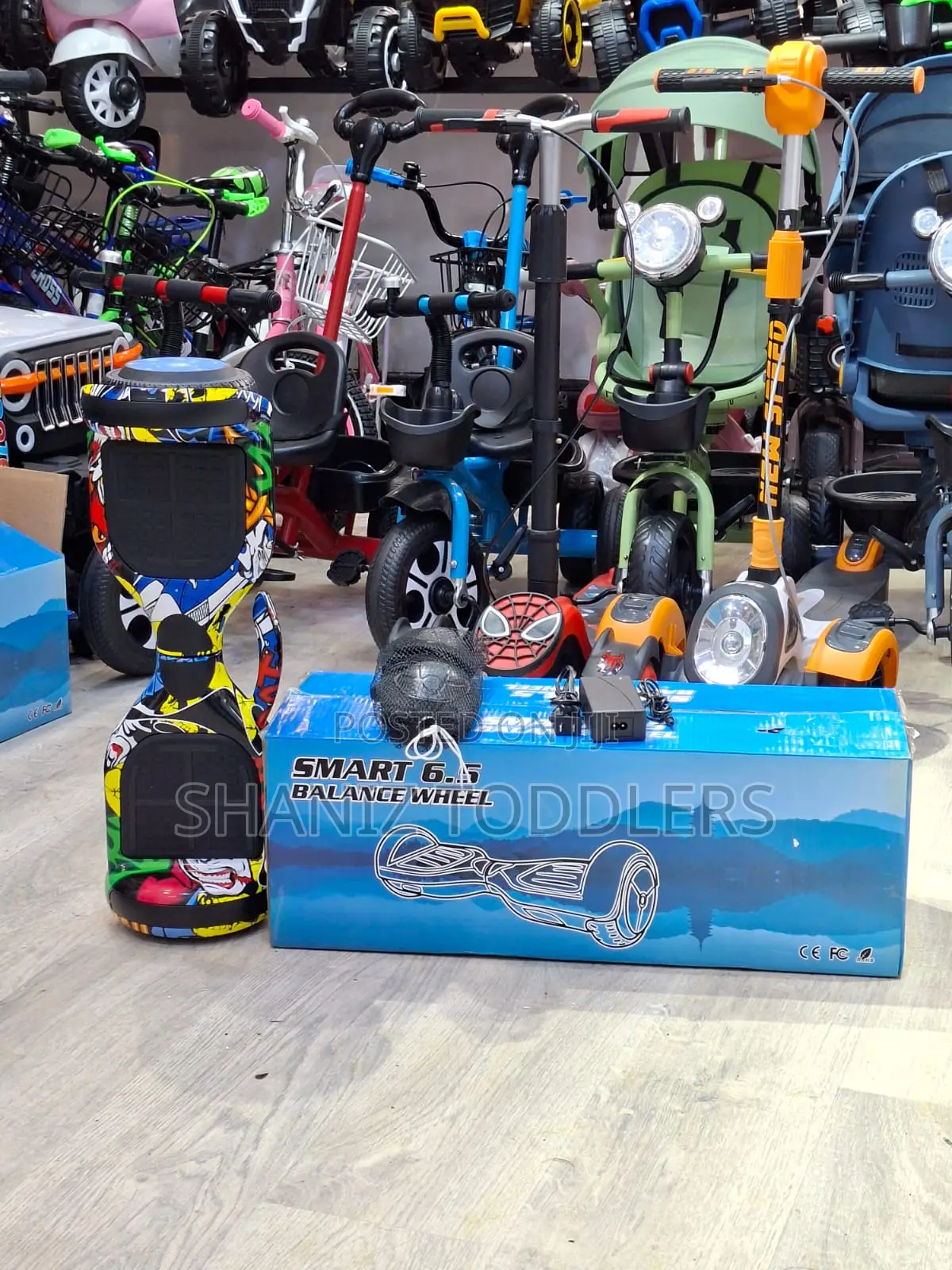 Smart Hoverboard With Bluetooth Music
