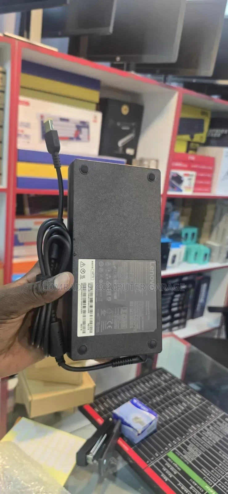 Lenovo 230W AC Adapter Power Output of 20V at 11.5A