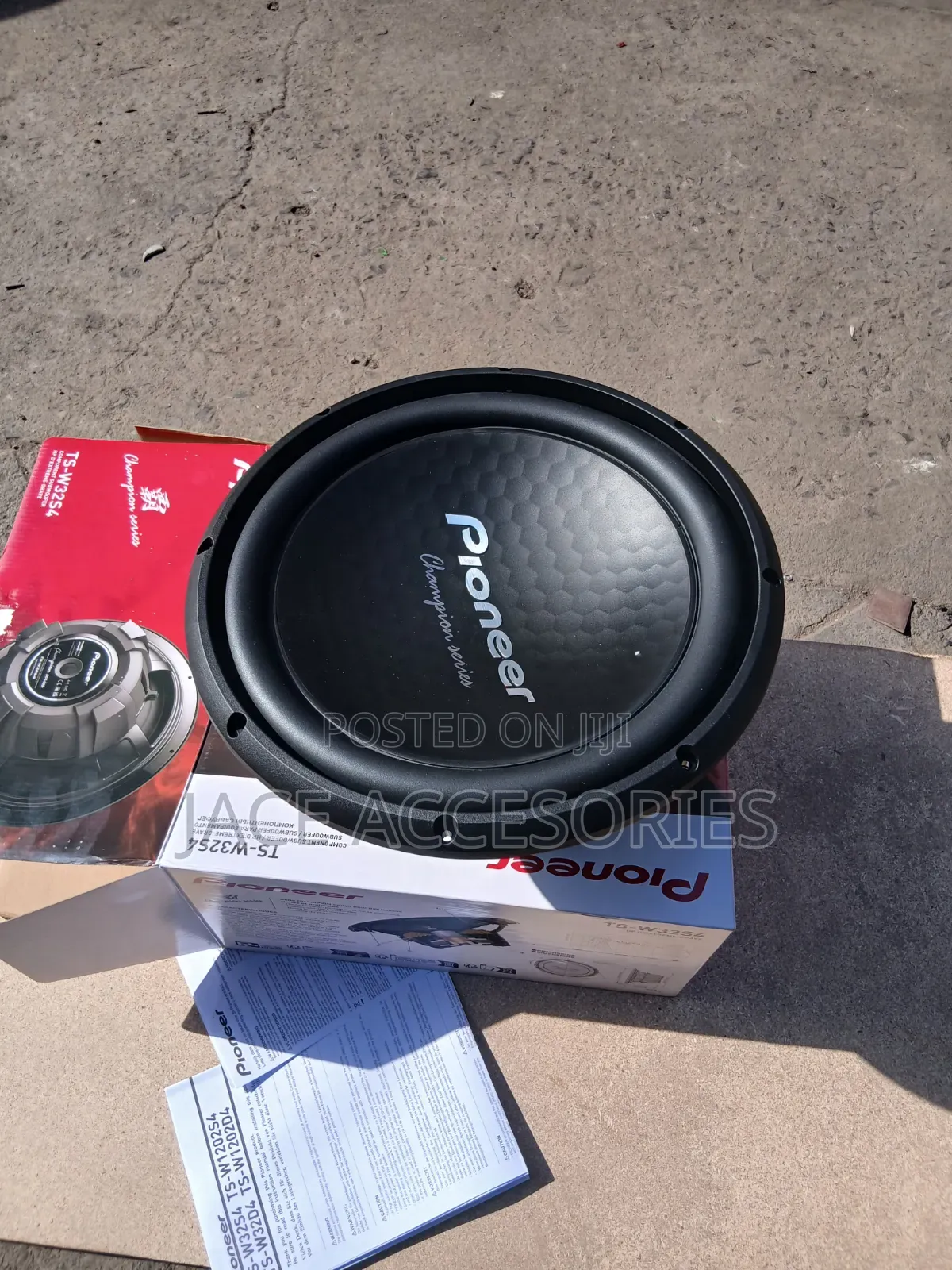 New Pioneer Subwoofer 1500w Tw-32s4
