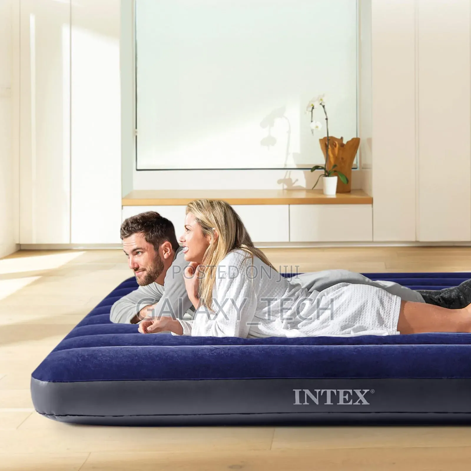 4*6 Intex Inflatable Matress + Free Pump