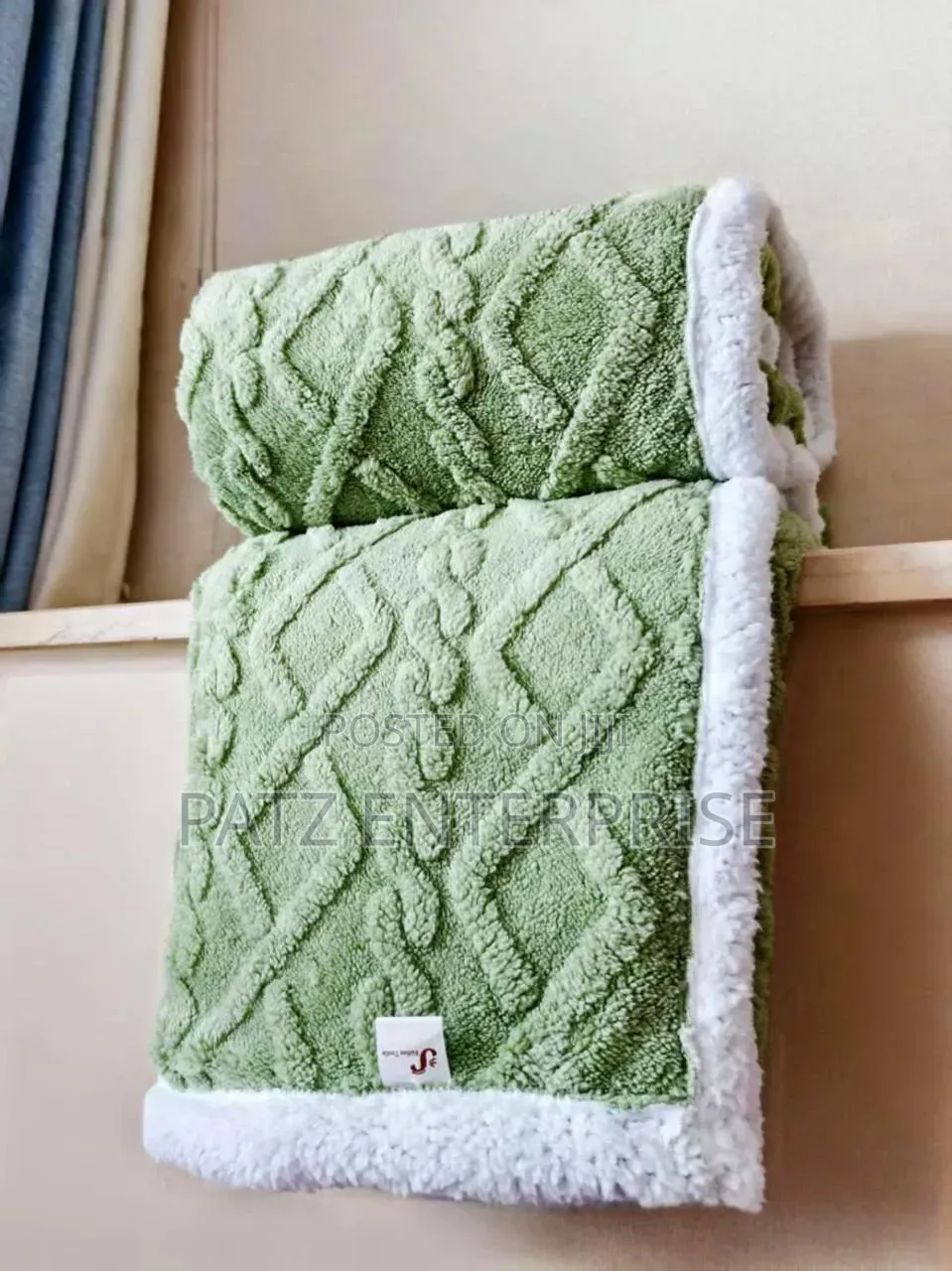 Heavy Sherpa Fleece Blanket