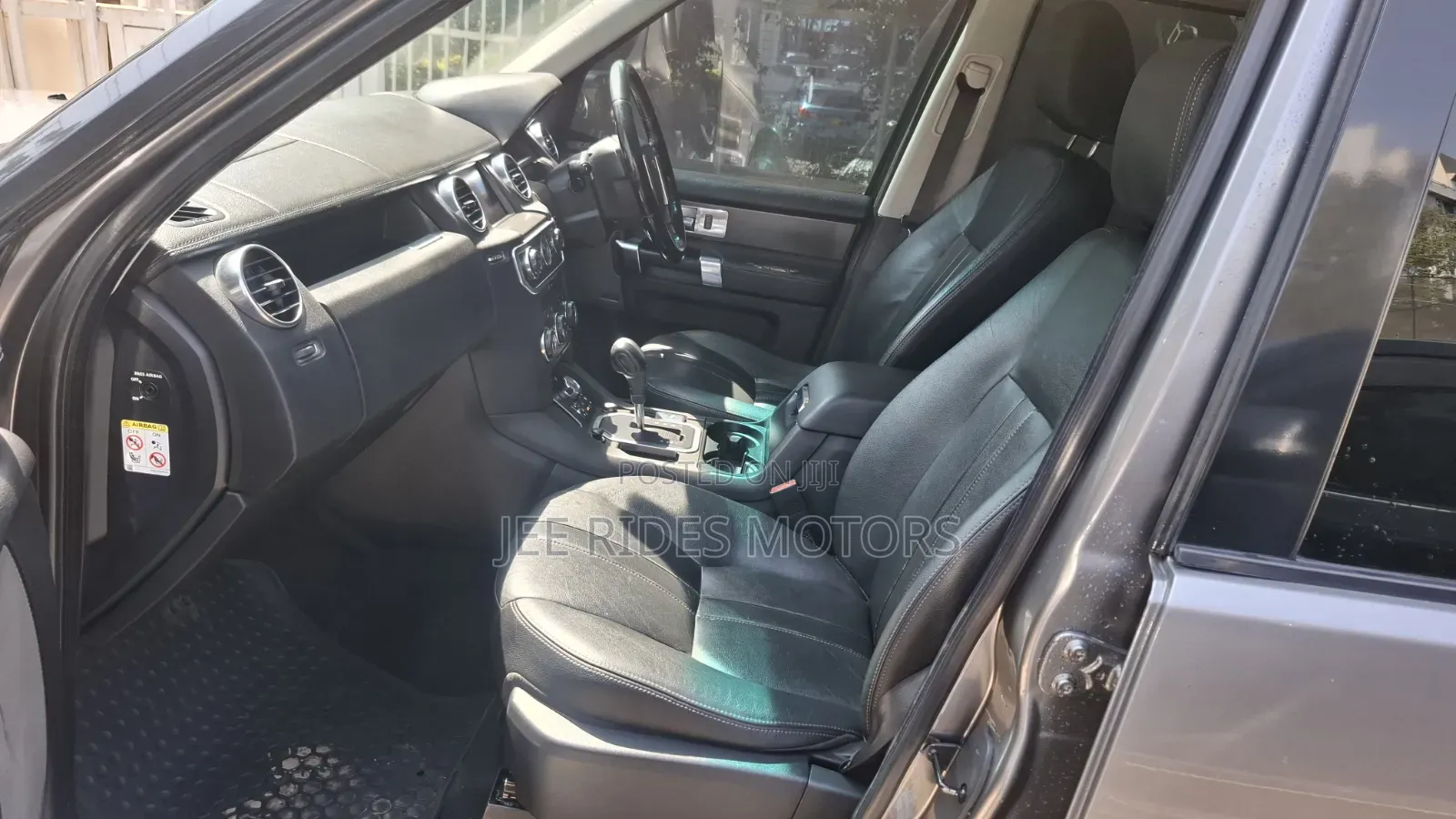 Land Rover Discovery 2012 Gray