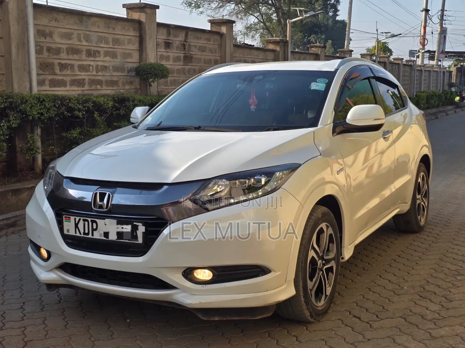 Honda Vezel 2016 White