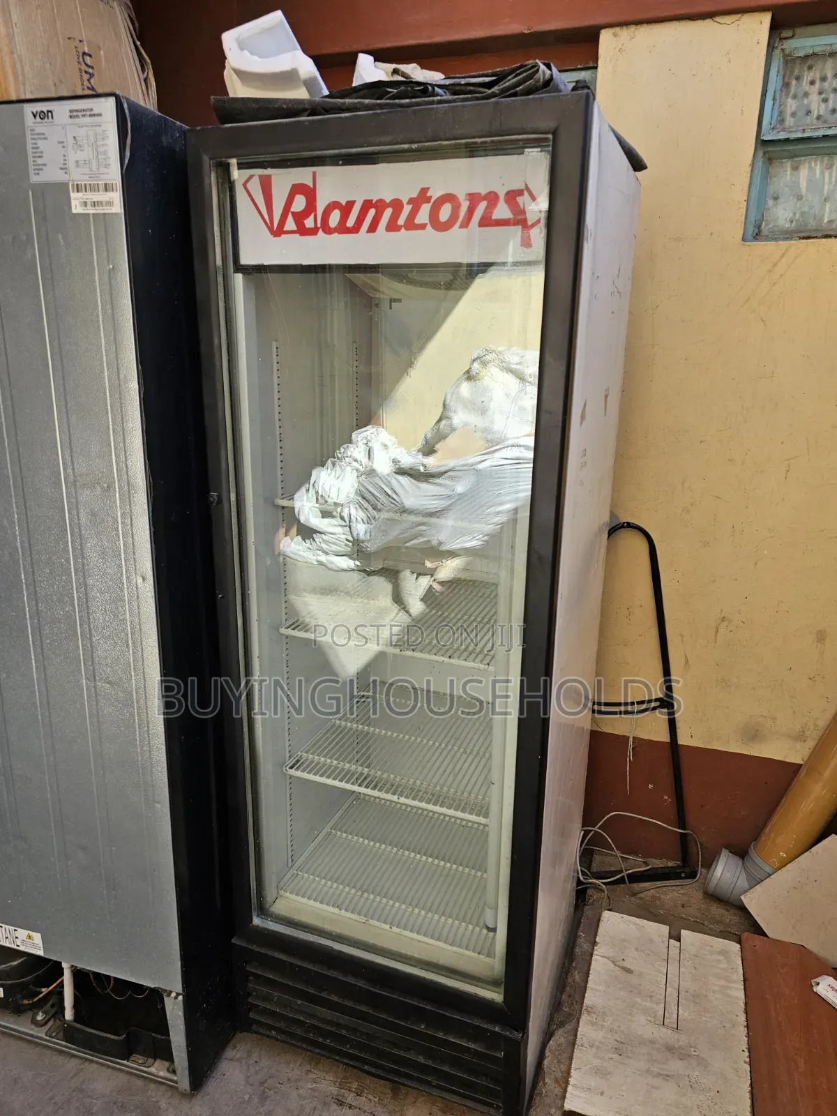 Ramtons 350L Showcase Display