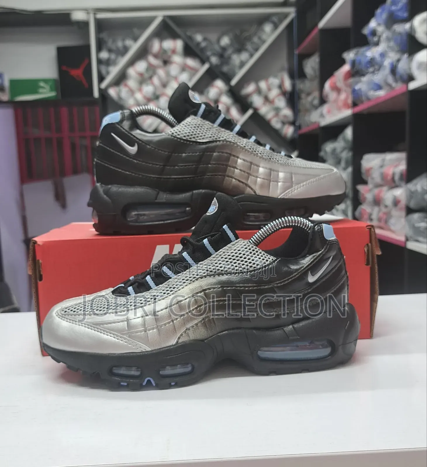 Nike Airmax 95 X Palace
Sneakers