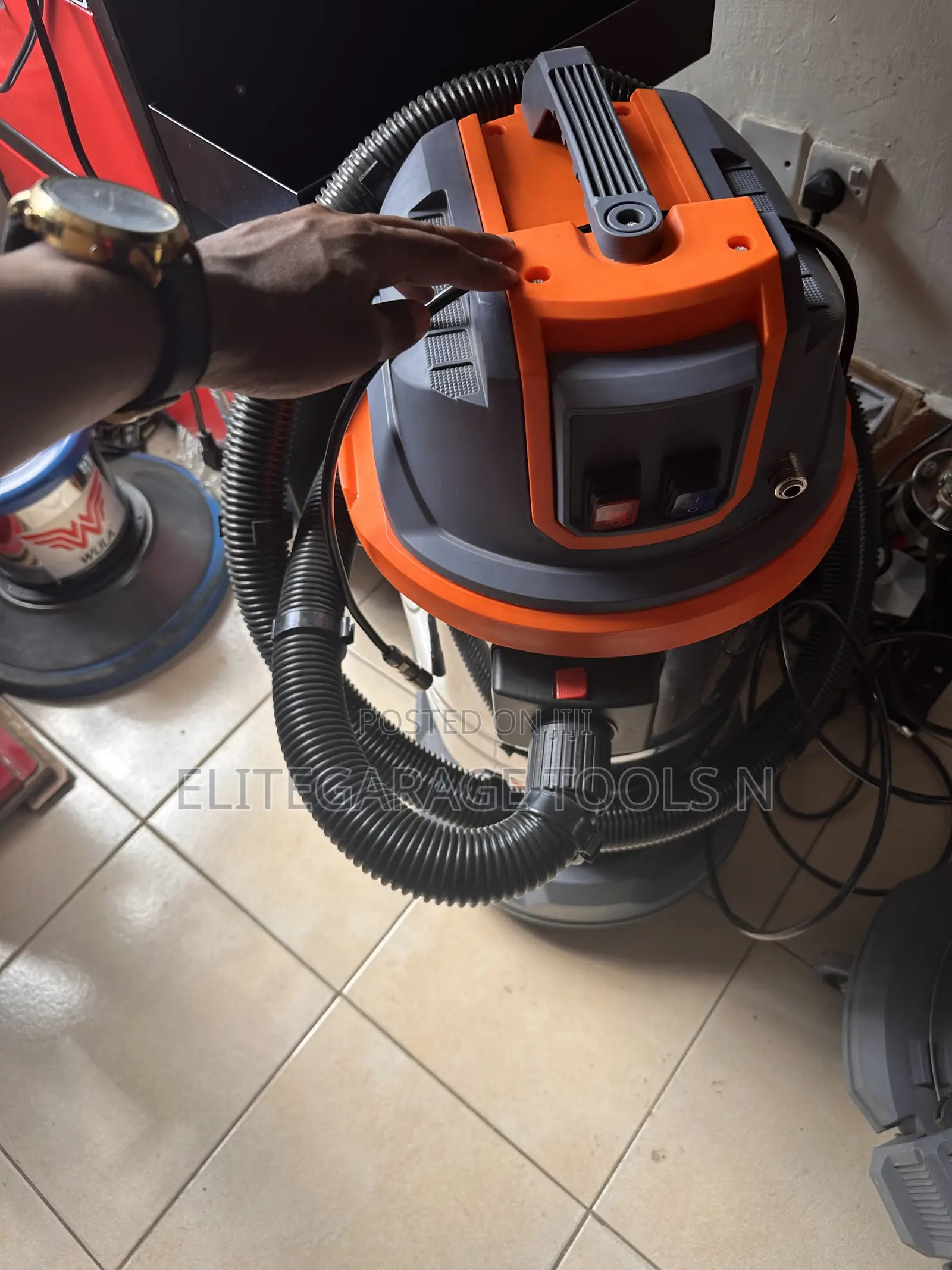 Heavy Duty Spray Vacuum 35l