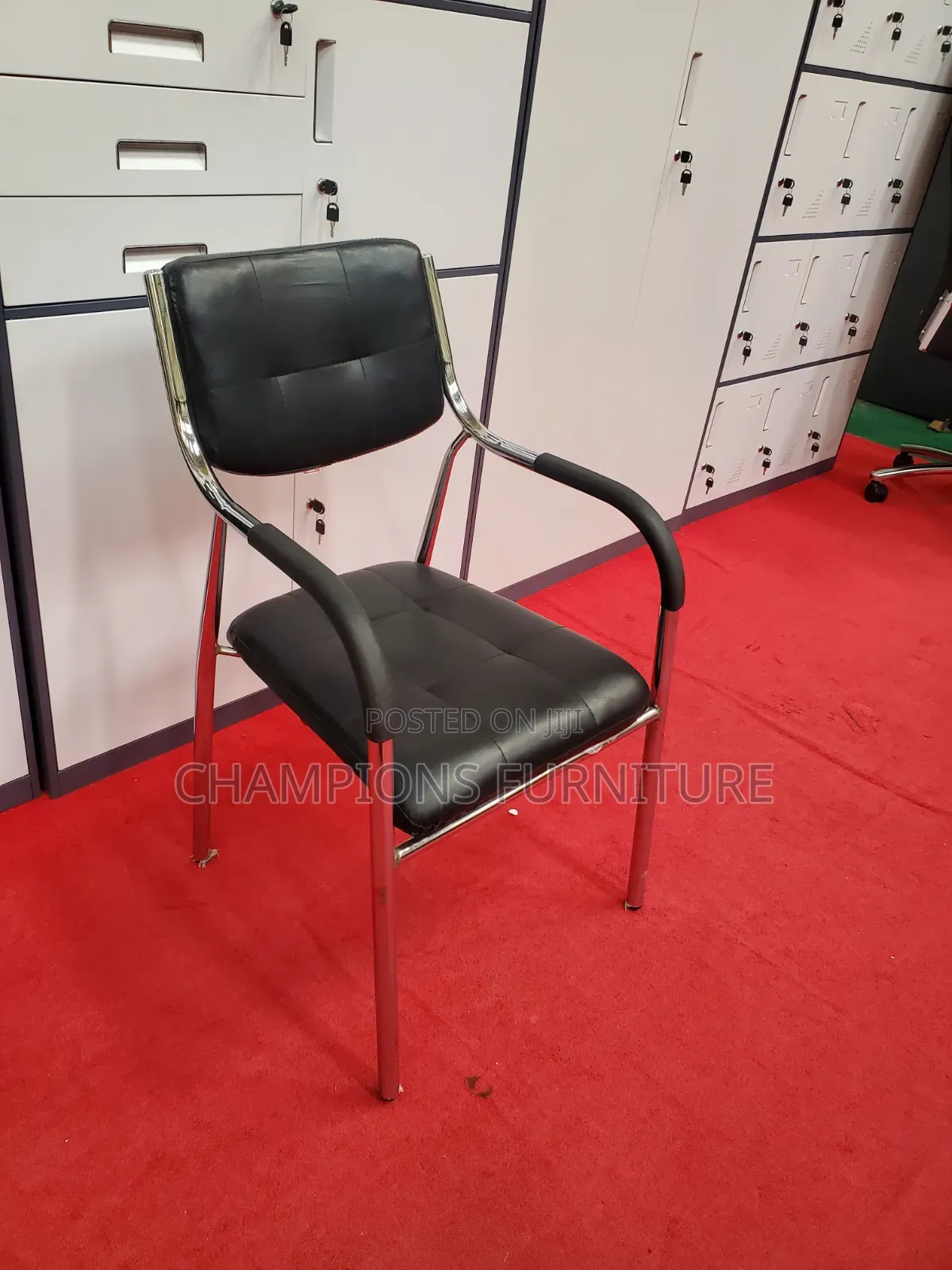 Low Back Cushioned Reception/Visitor's Chair