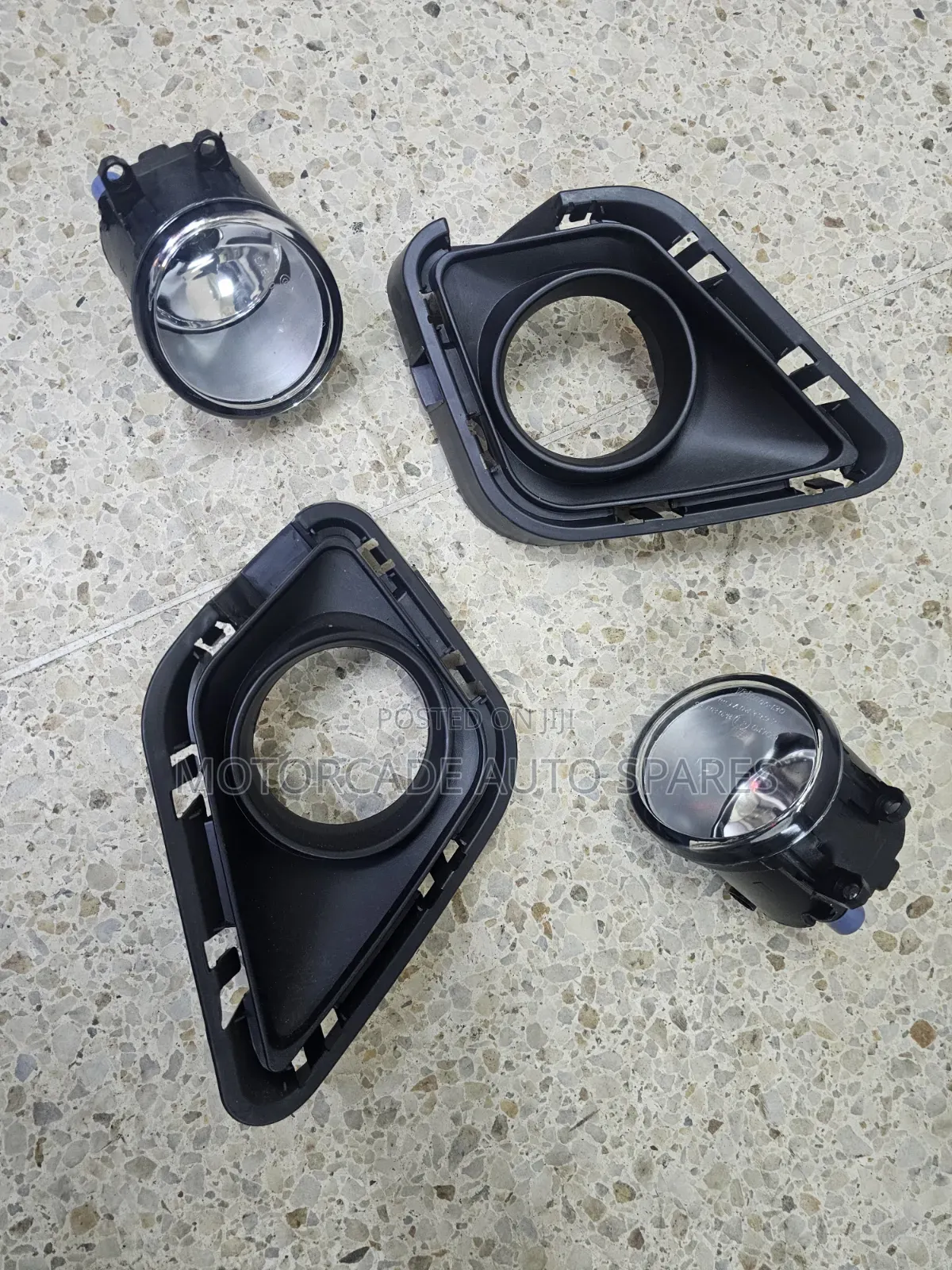 Toyota Ractis 2015 Foglights Set With Covers