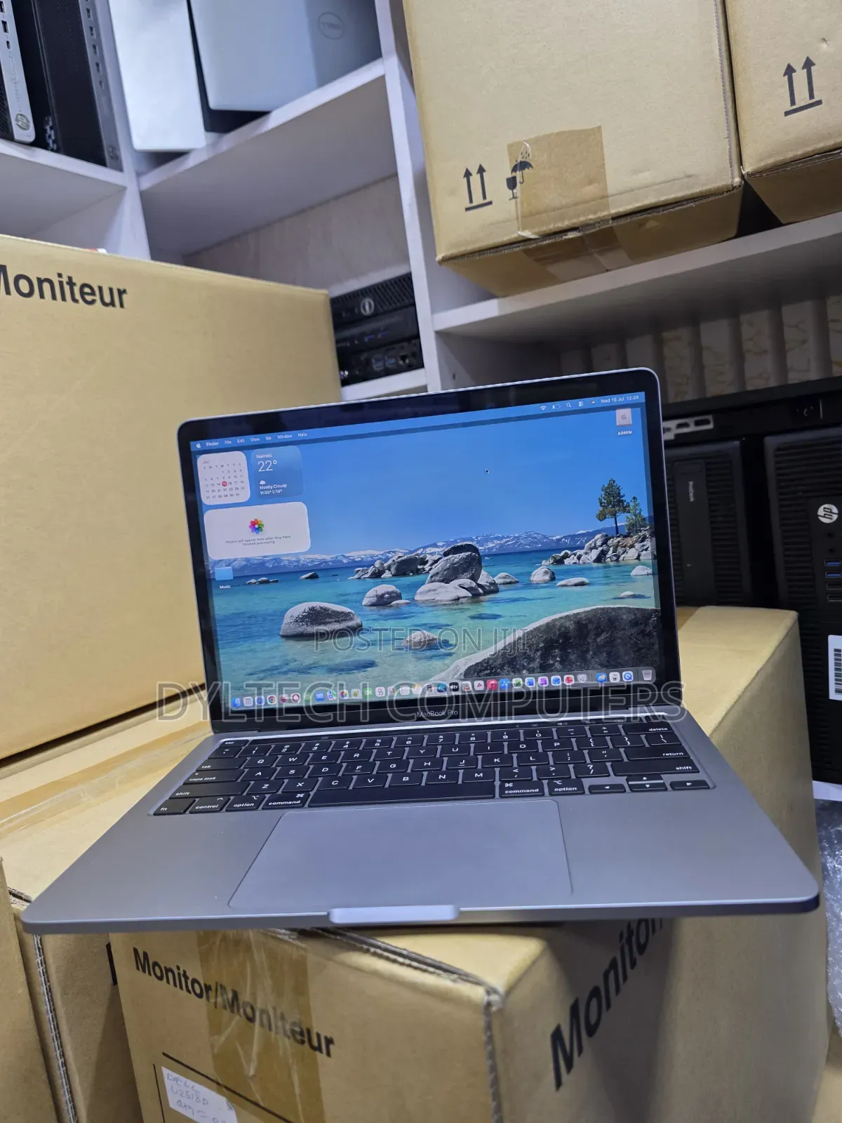 Laptop Apple MacBook 2020 16GB Intel Core i5 SSD 512GB