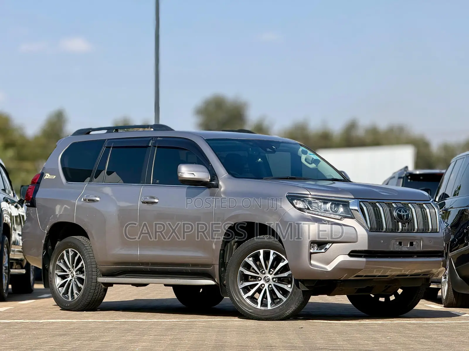 Toyota Land Cruiser Prado 2.8 2017 Brown