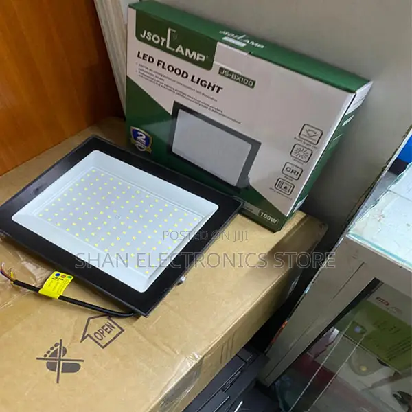 100W 8000lm Outdoor Flood LED Work Light, Super Bright Floodlight