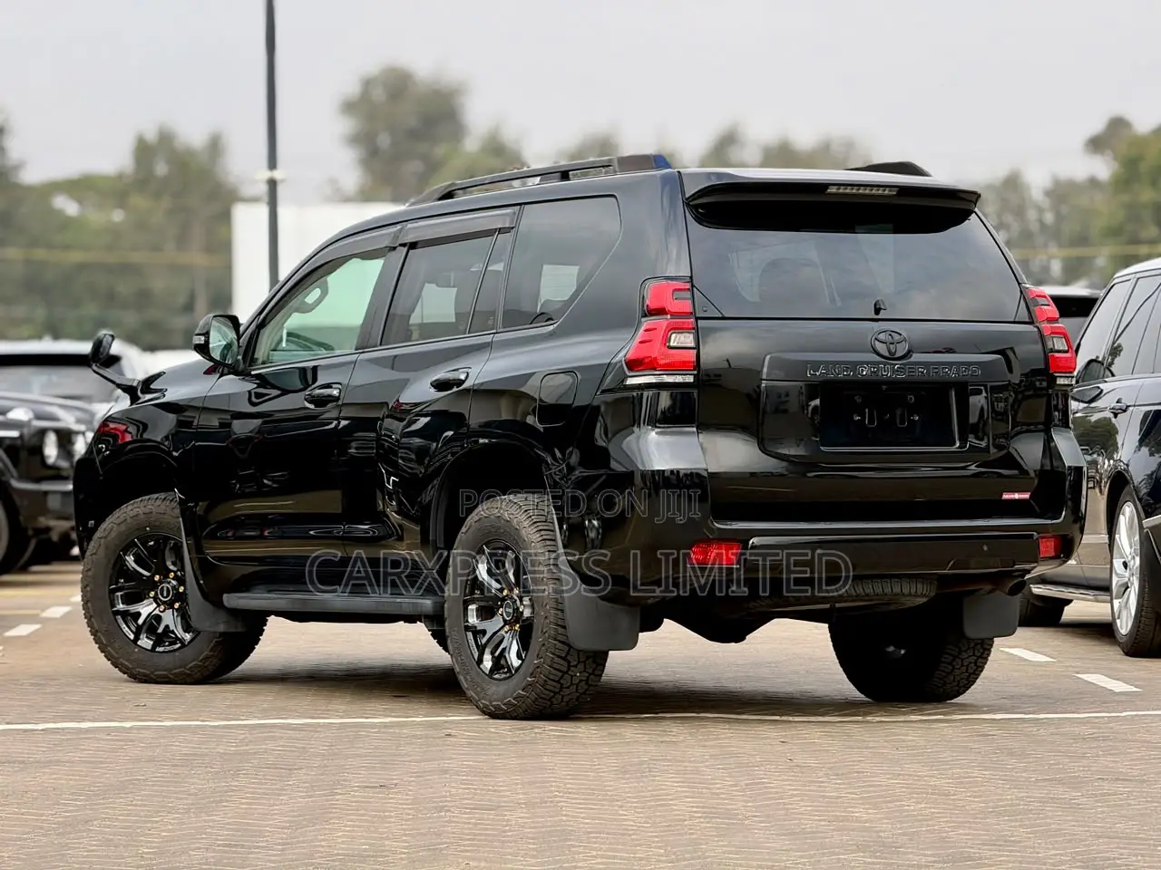 Toyota Land Cruiser Prado 2.7 2019 Black