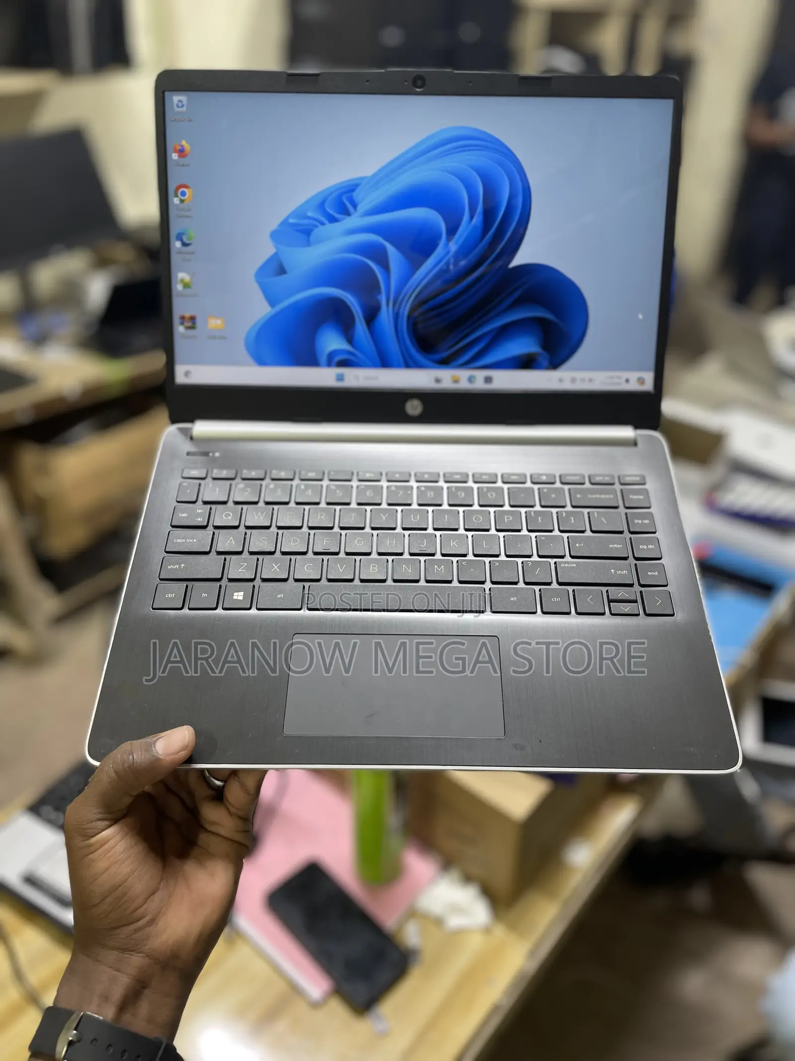 Laptop HP 14-dq1025cl 4GB Intel Pentium eMMC 60GB