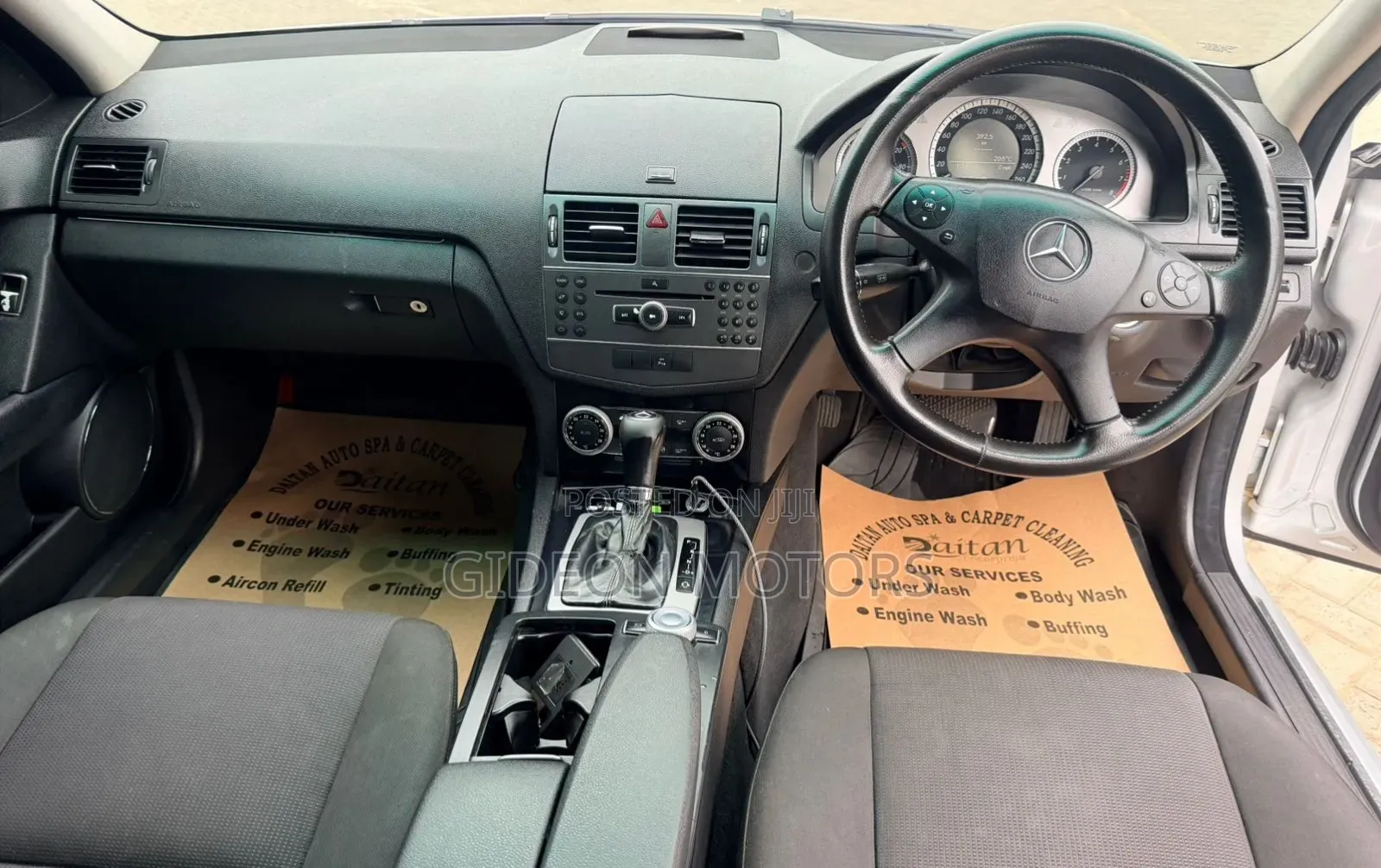 Mercedes-Benz C180 2011 Silver