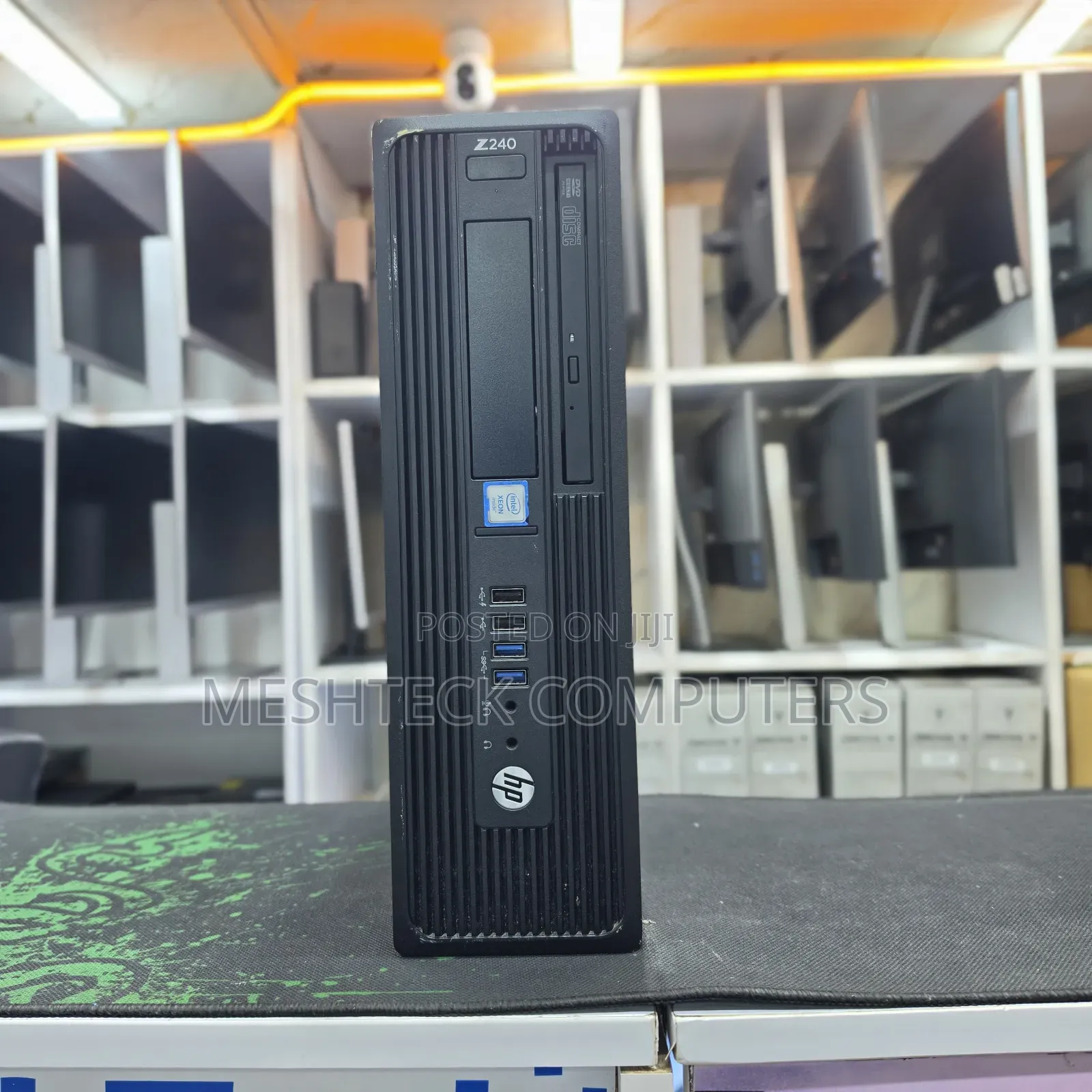 Desktop Computer HP Z240 8GB Intel Xeon HDD 500GB