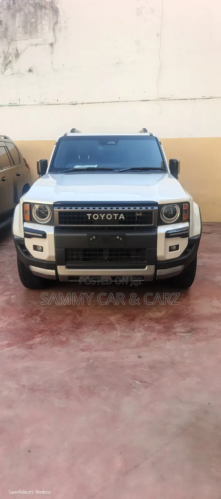 Toyota Land Cruiser Prado 2024 White