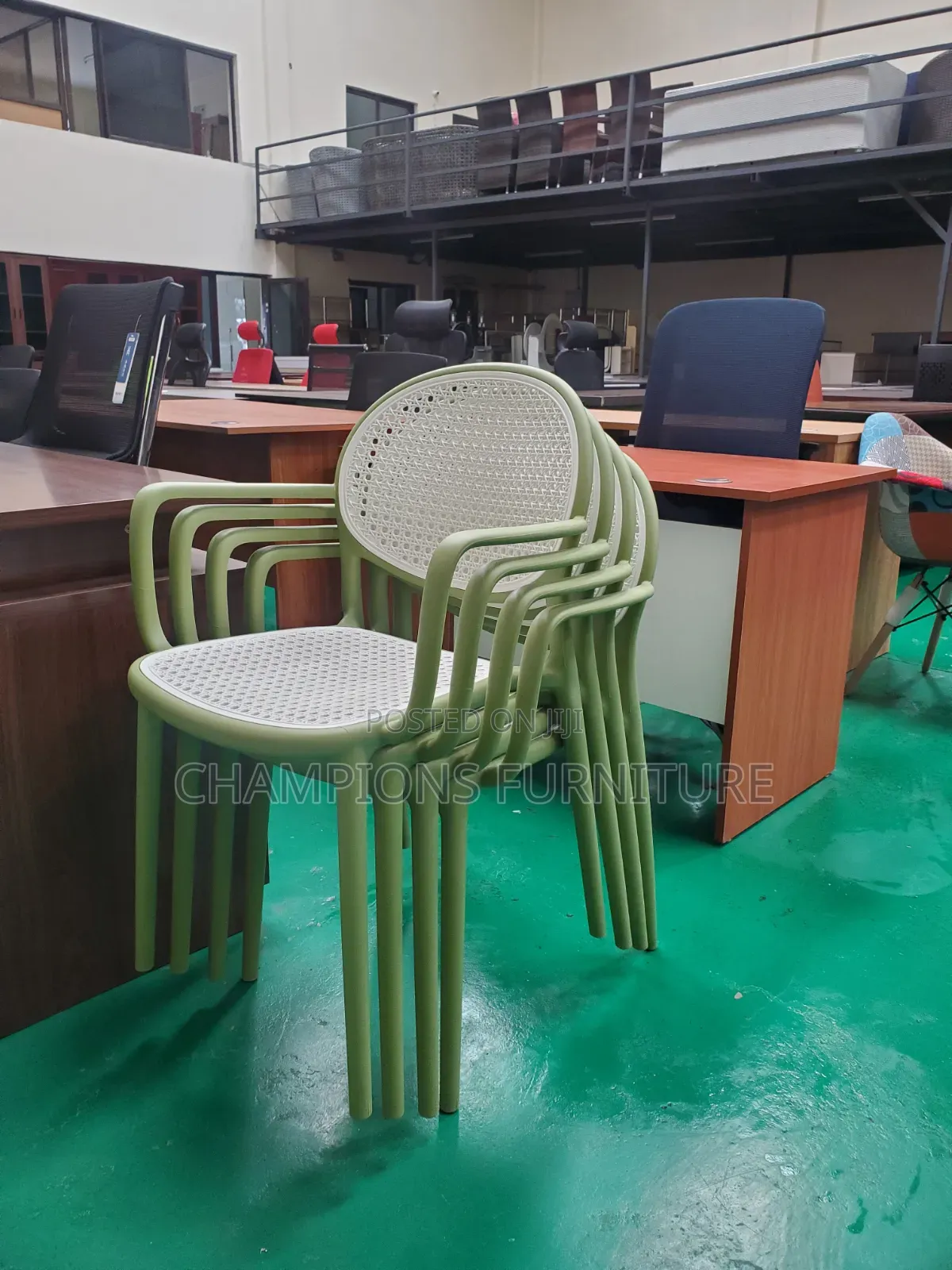 Heavy Duty Plastic Chairs