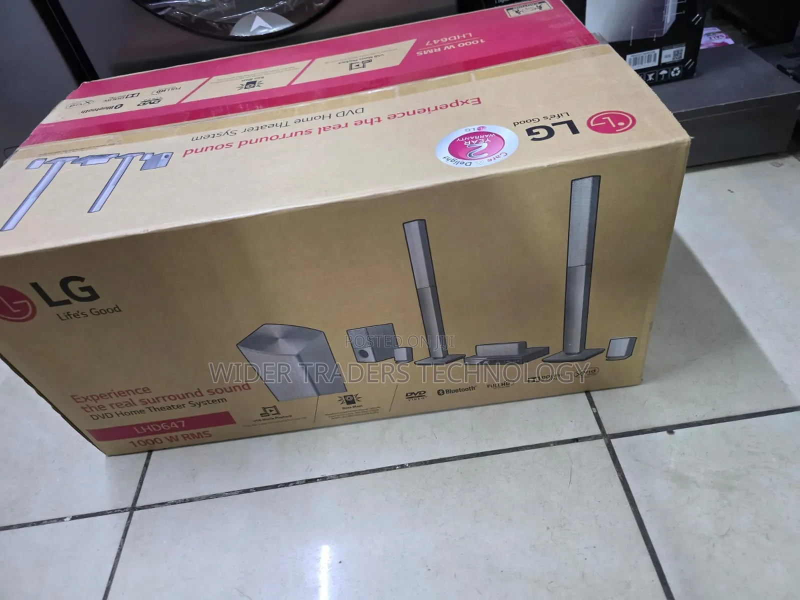 LG LHD647 Home Theater System 1000watts M