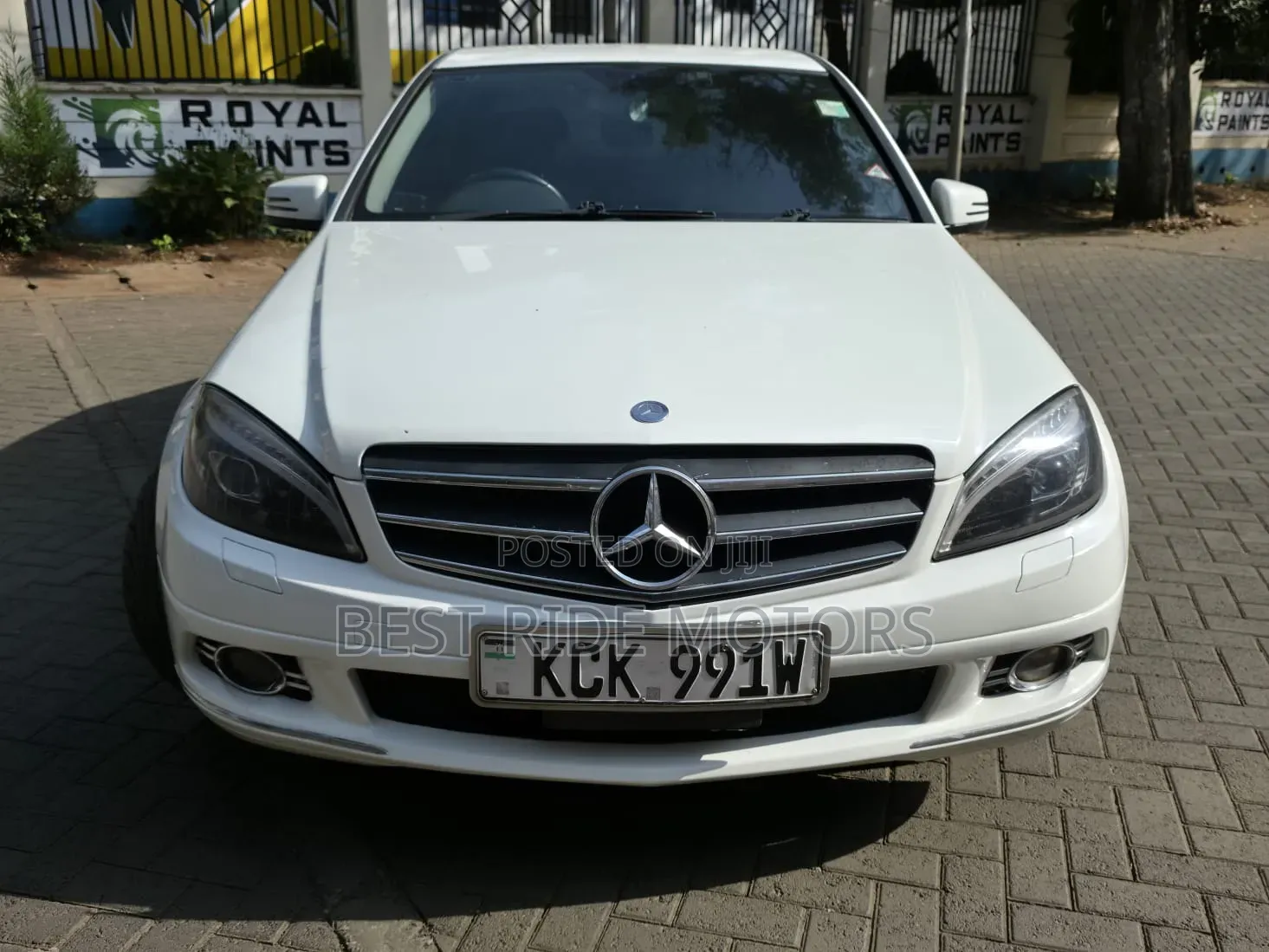 Mercedes-Benz C200 2010 White