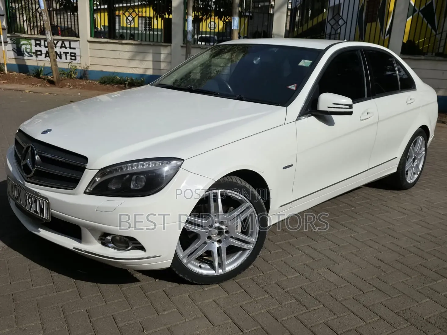 Mercedes-Benz C200 2010 White