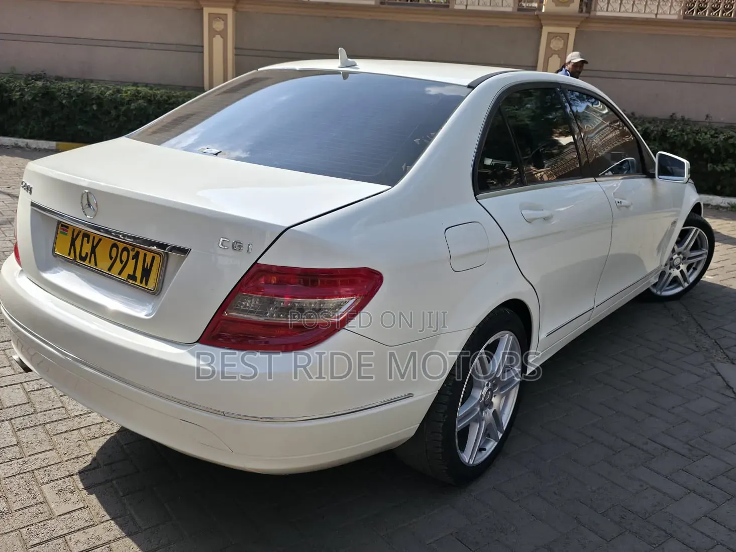 Mercedes-Benz C200 2010 White