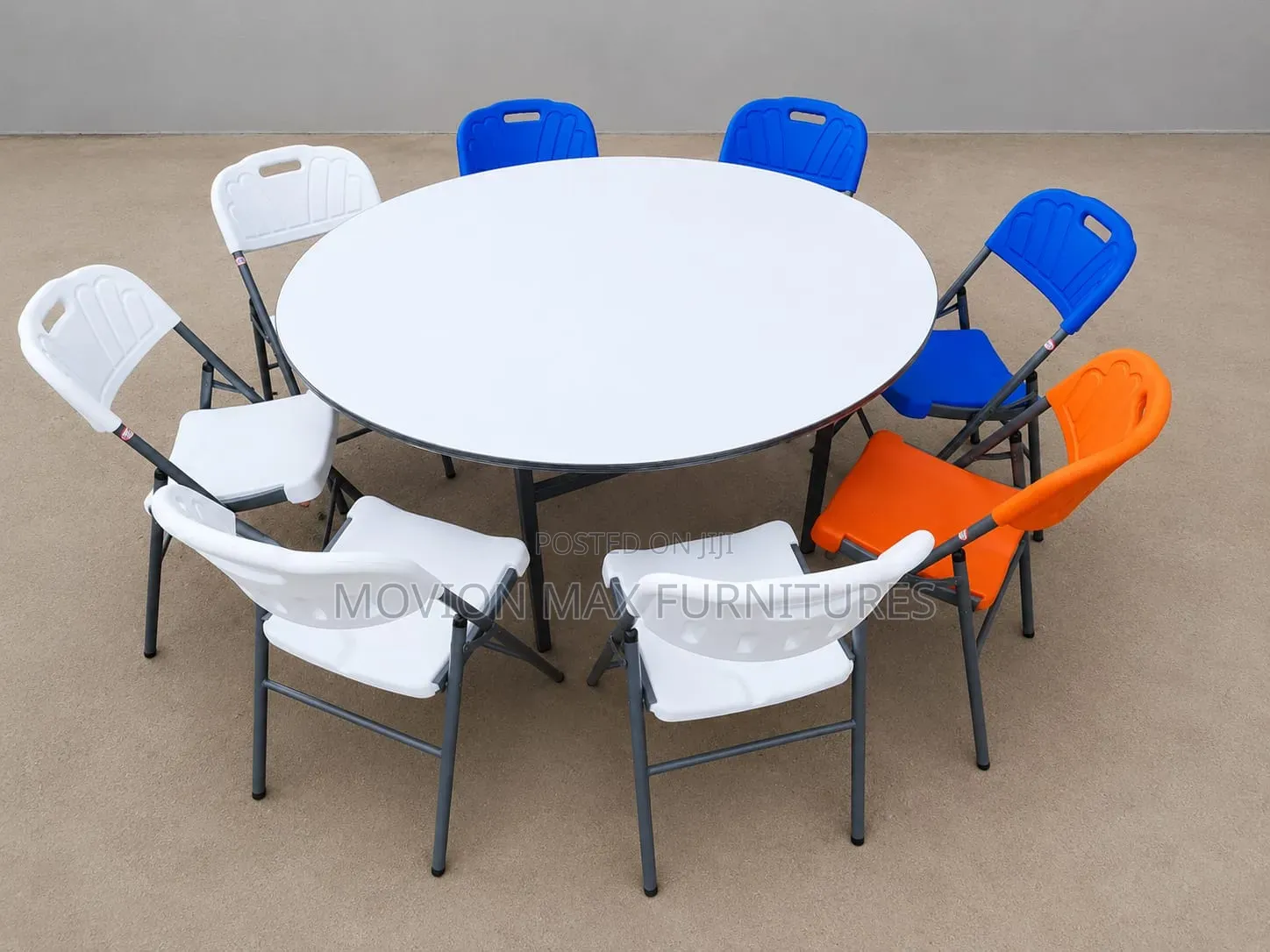 Friendly Round Table Foldable Table