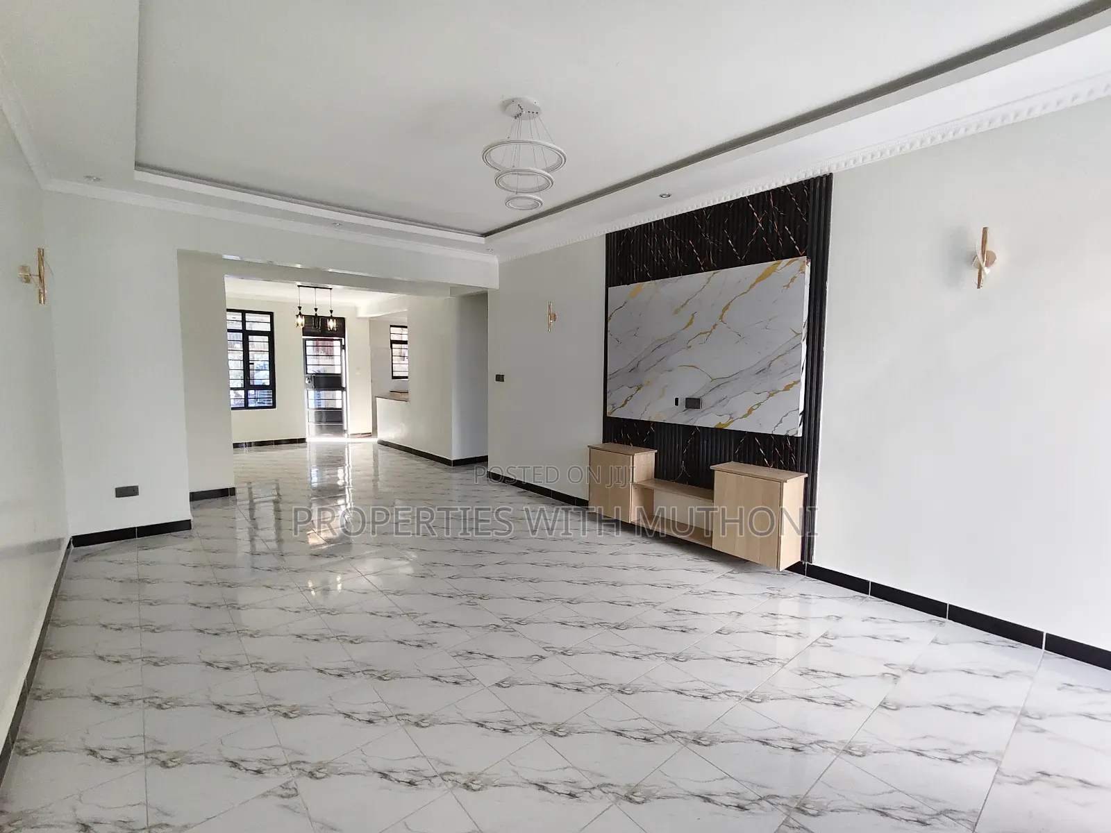 4bdrm Bungalow in Matasia for sale