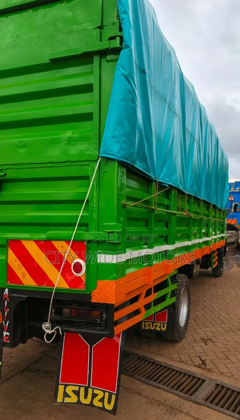 Isuzu FRR 90 2022