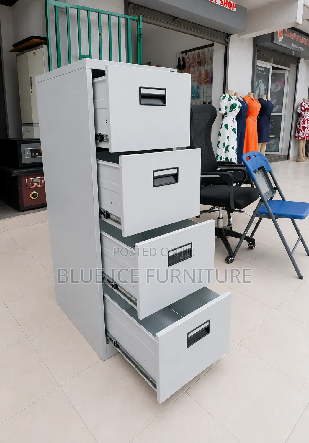 Heavy Duty Lockable 4Drawer Storing Cabinet