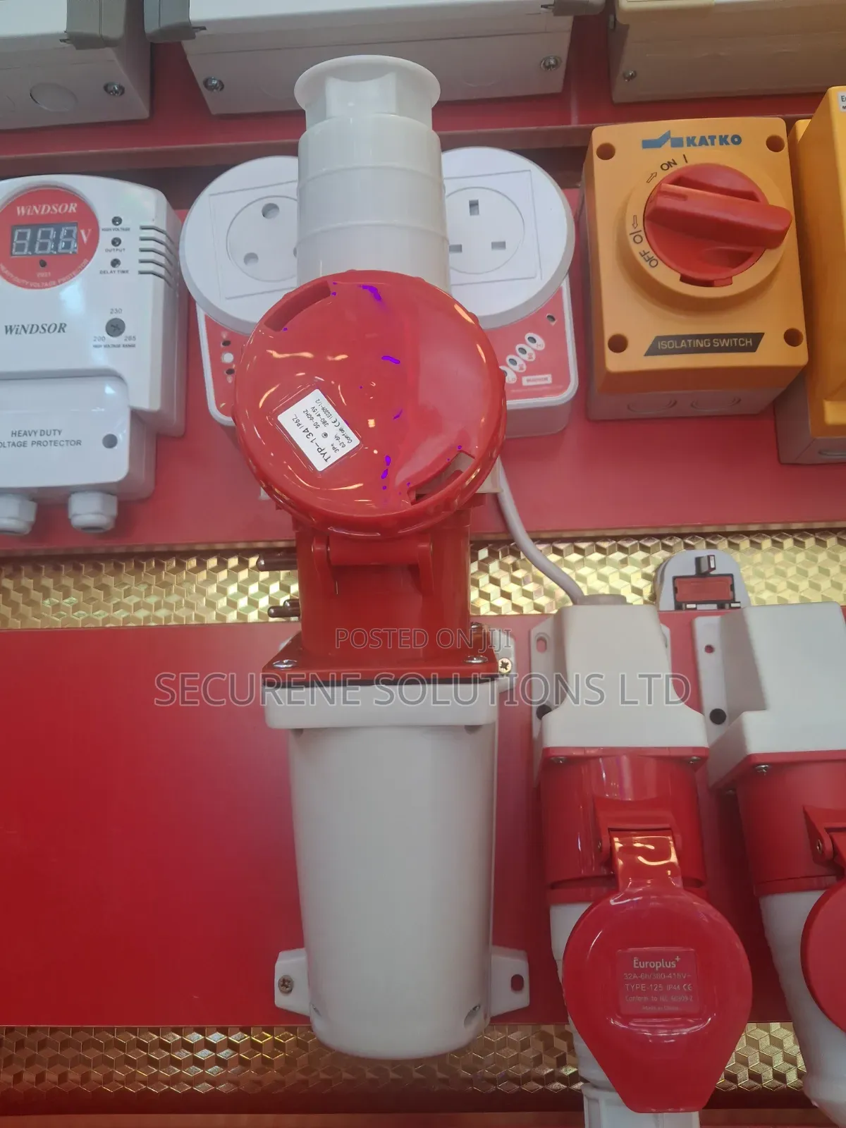 Industrial Electrical Socket Heavy-Duty, 3-Phase Connector