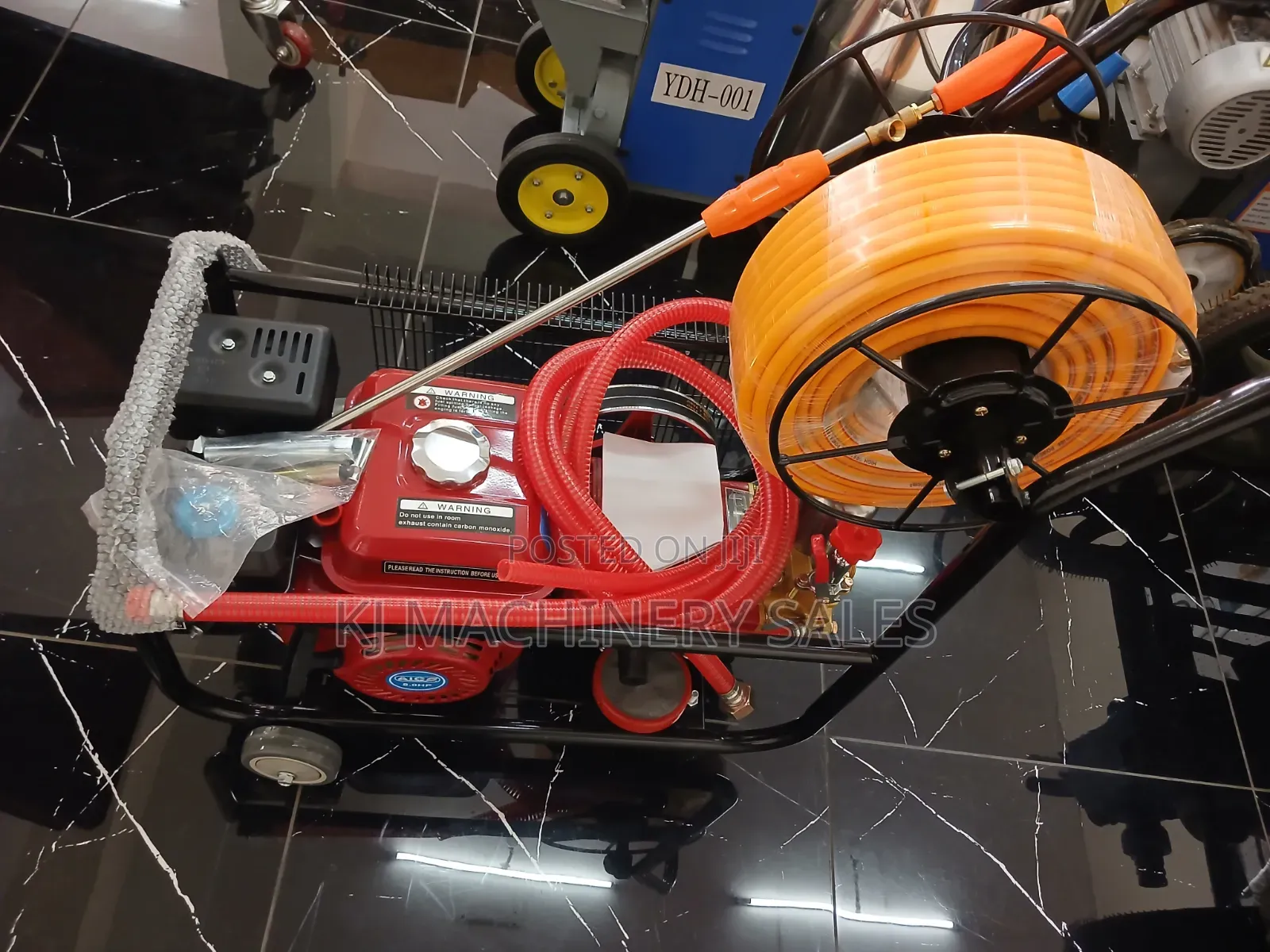 Heavy-Duty Trolley Sprayer – Efficient Reliable! 