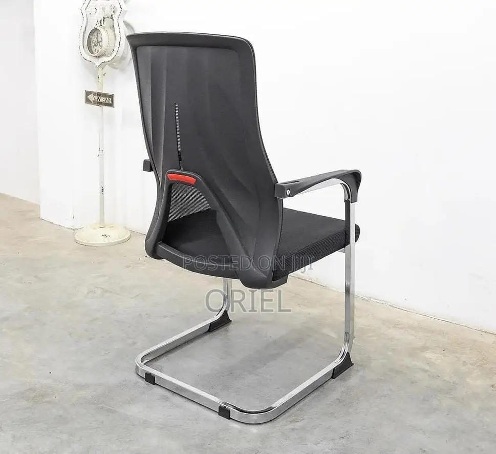 Office Chair : Sled Base Visitor Waiting Chair