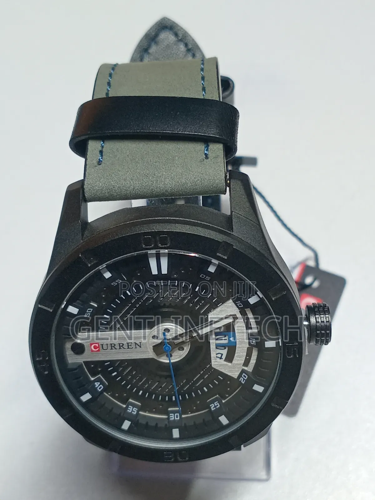 Curren M8301