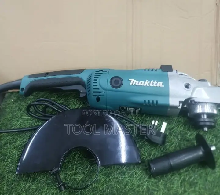 Makita 9" Angle Grinder
