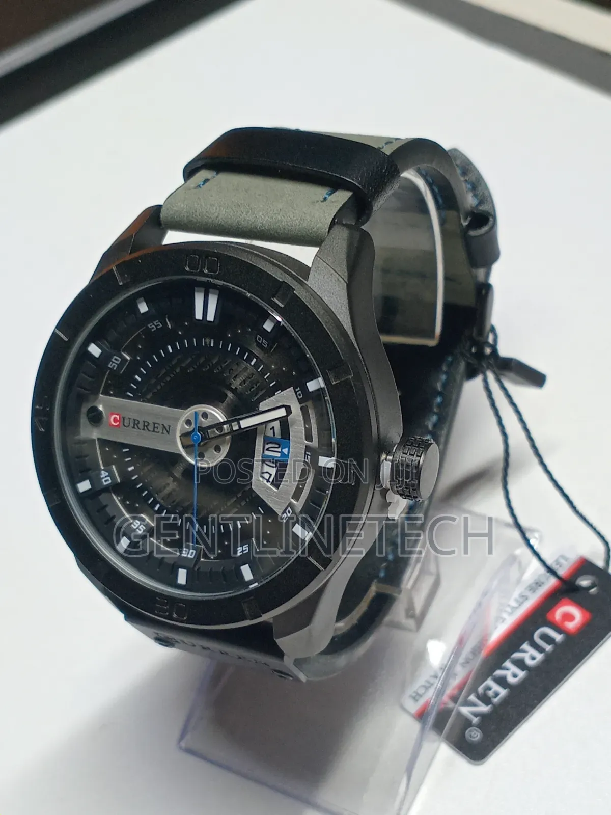 Curren M8301