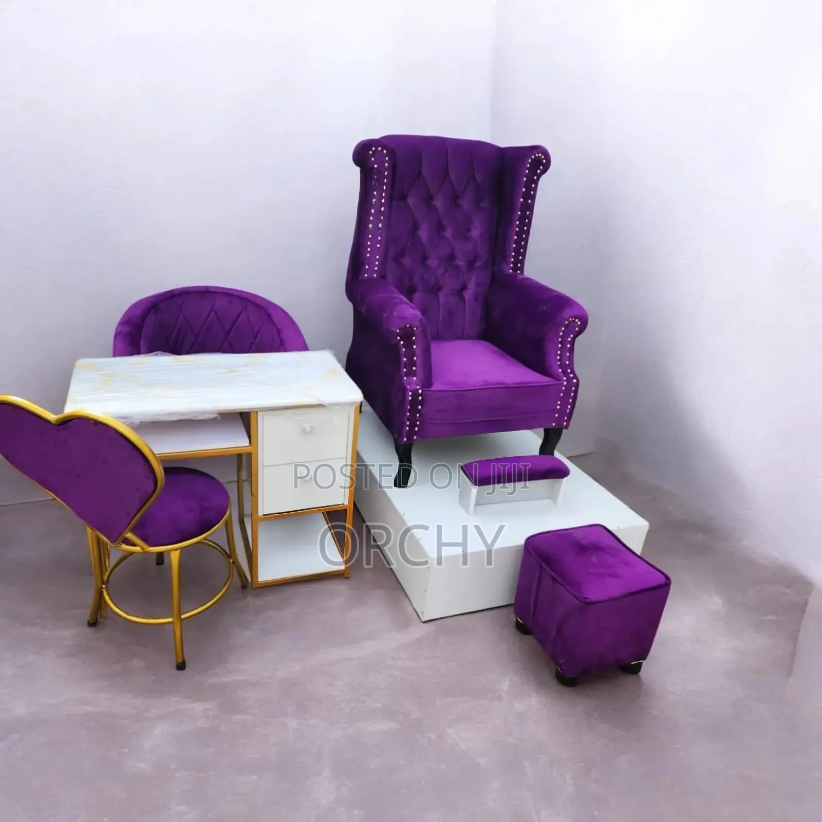 Modern Purple Pedicure and Manicure Set