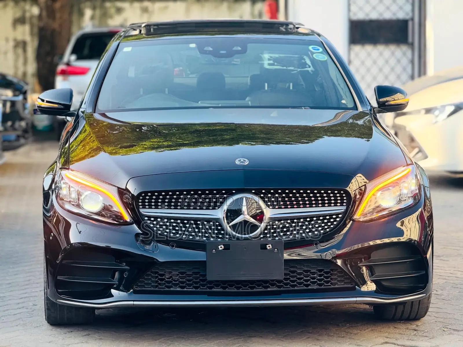 Mercedes-Benz C200 2019 Matt Black