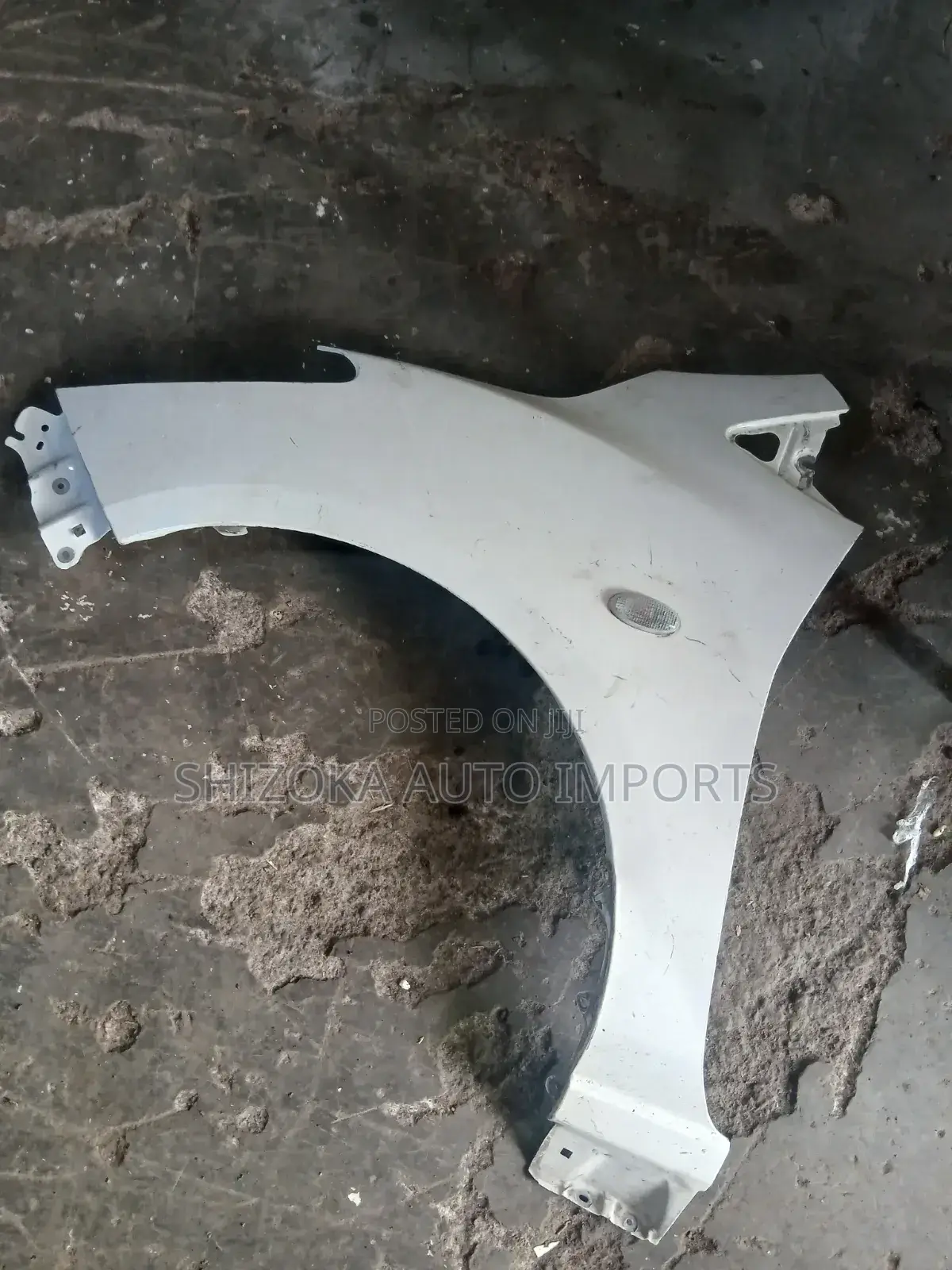Mazda Demio DE LH Wing/Fender