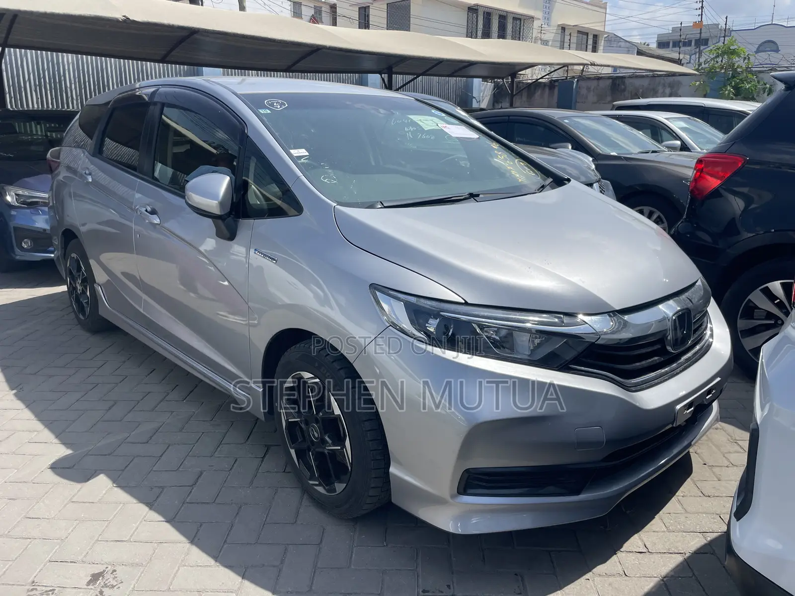 Honda Fit Shuttle 1.5 Hybrid 2WD 2019 Silver