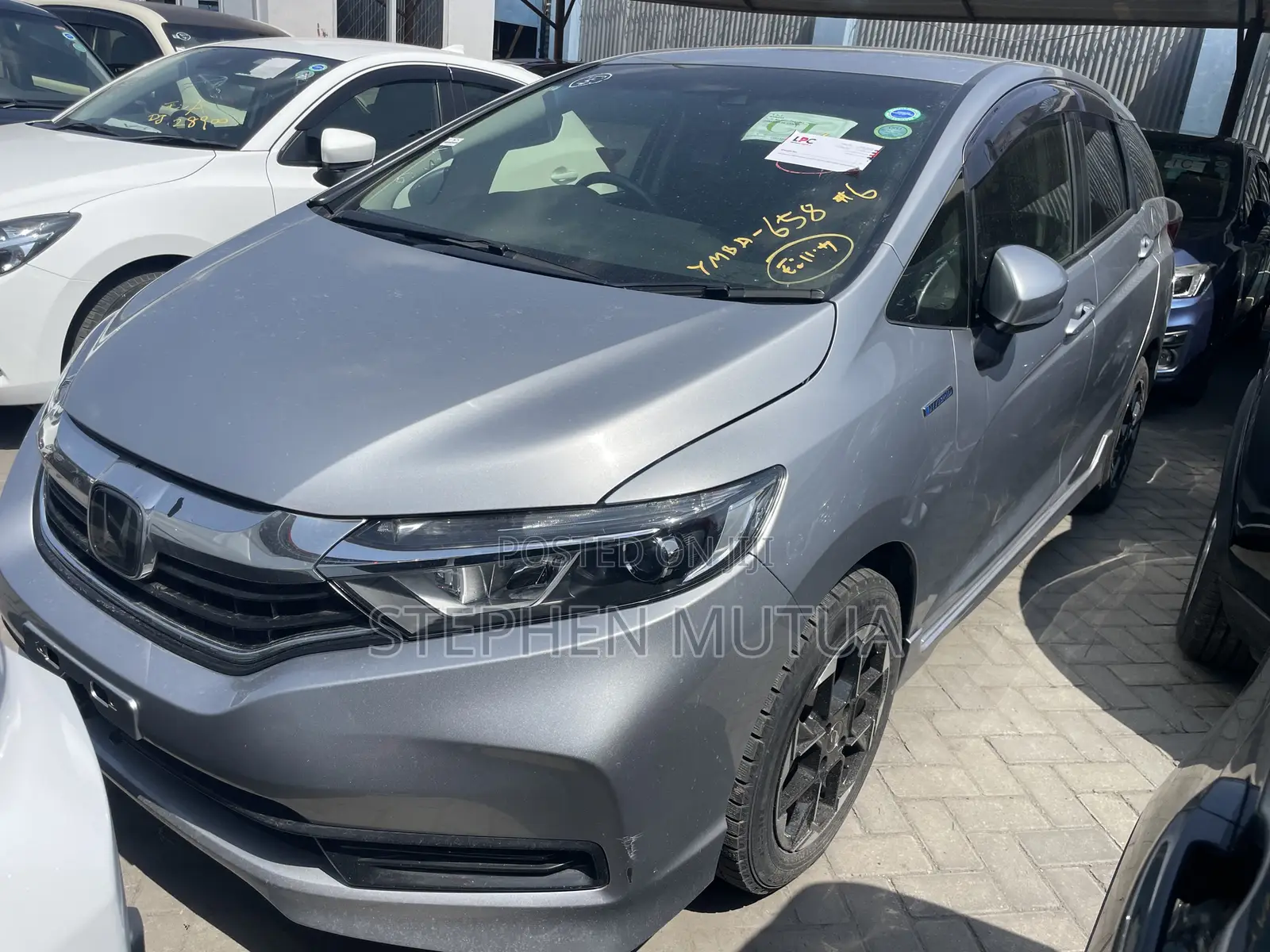 Honda Fit Shuttle 1.5 Hybrid 2WD 2019 Silver