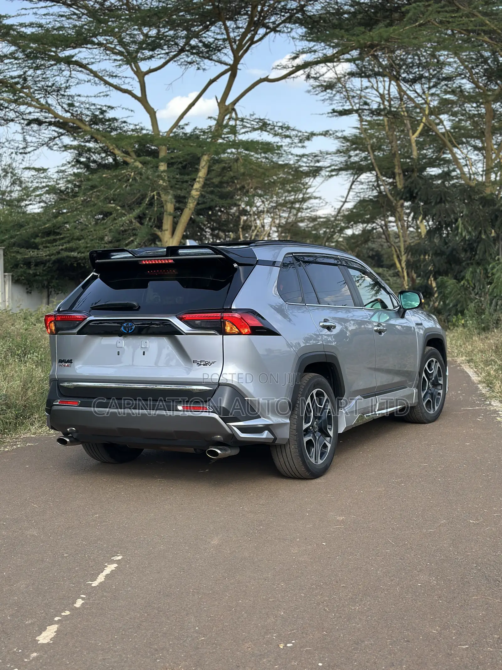 Toyota RAV4 Hybrid 2019 Silver