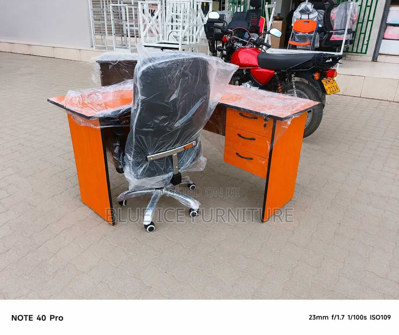 Executive Office Lshape Corner Desk With Drawers and Leather Chair