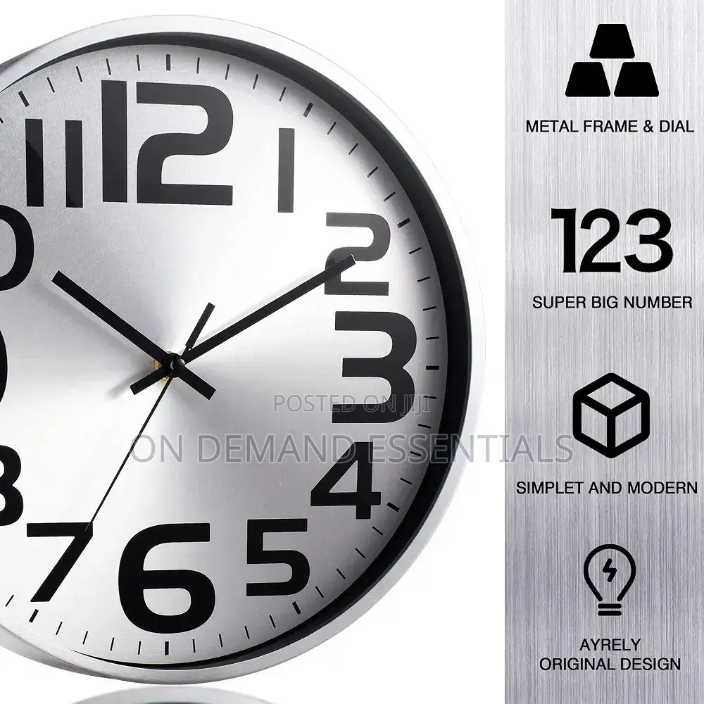 30cm Wall Clock With a Modern and Elegant Design